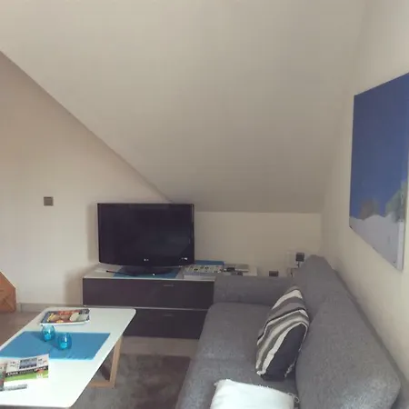 Haus Zum Leuchtturm 10; App. Blinkfuer